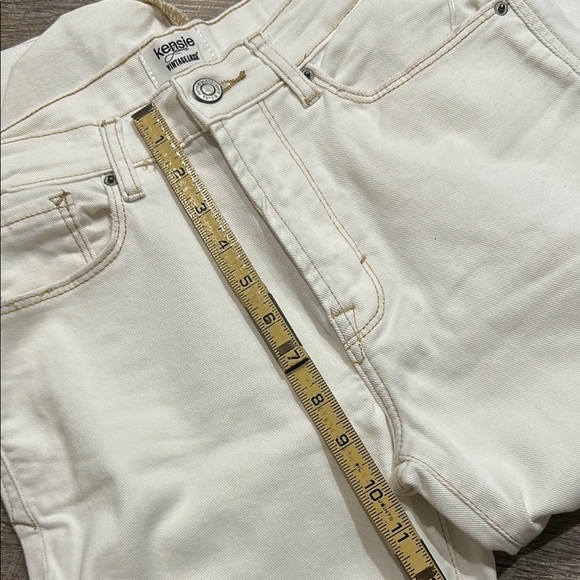 Kensie Vintage Luxe White Cream cropped Jeans with raw hem size 2/26 - Picture 5 of 10